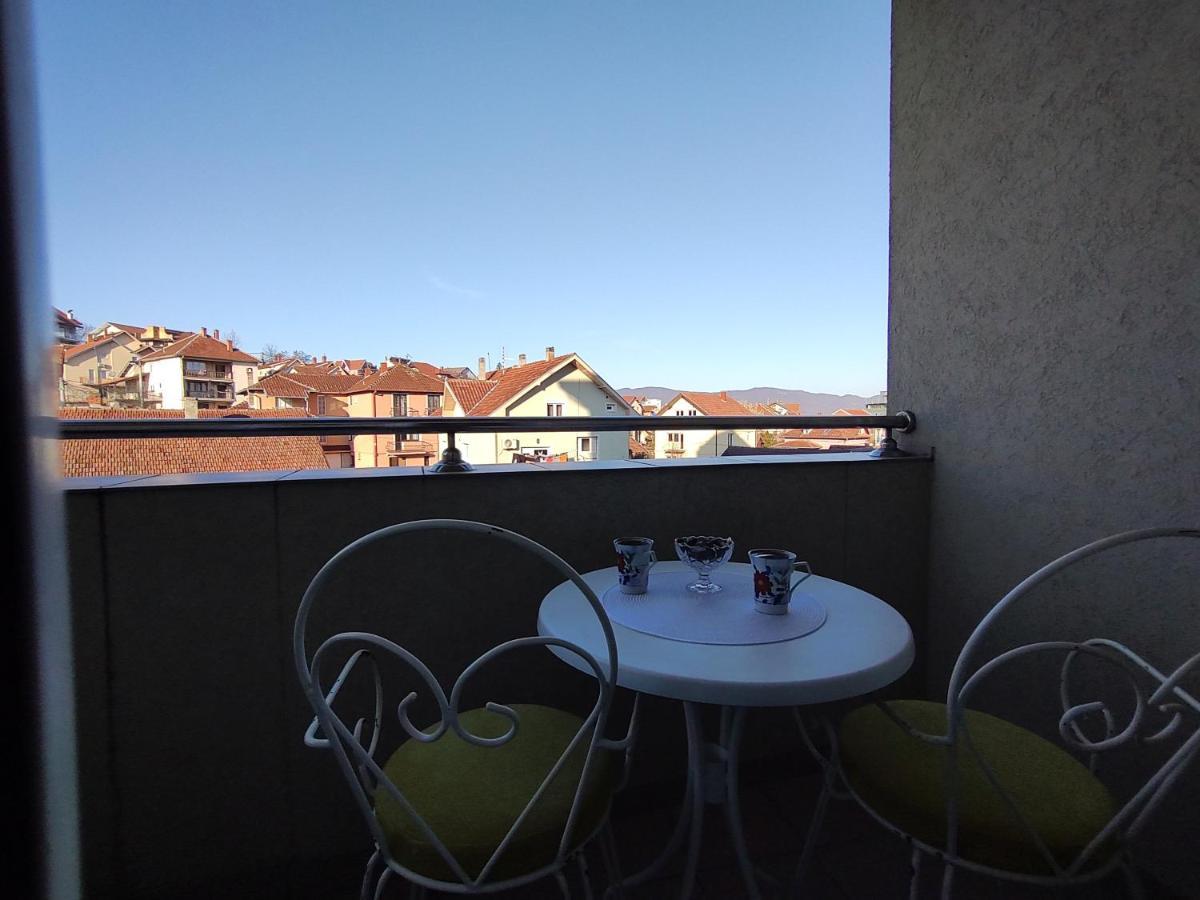 Apartman Mali Raj Vrnjacka Banja Bagian luar foto