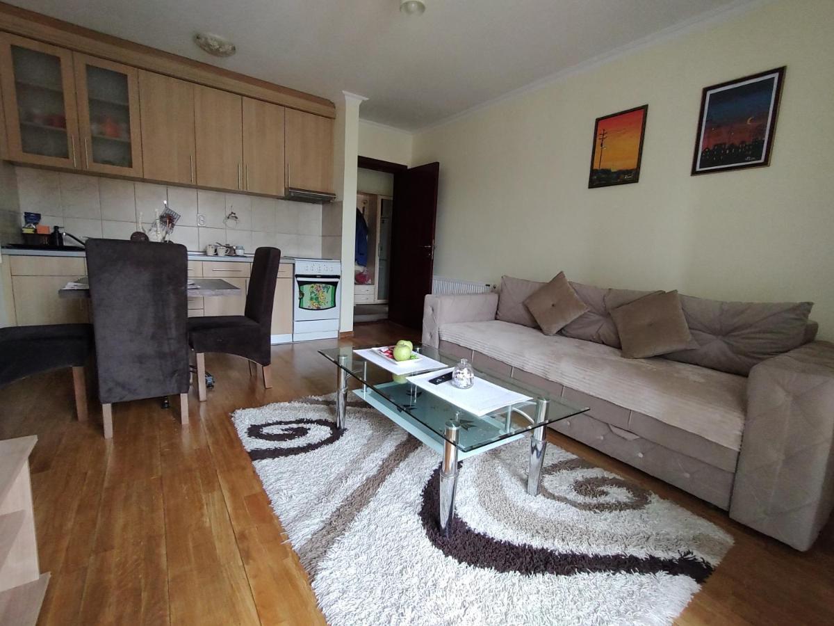 Apartman Mali Raj Vrnjacka Banja Bagian luar foto