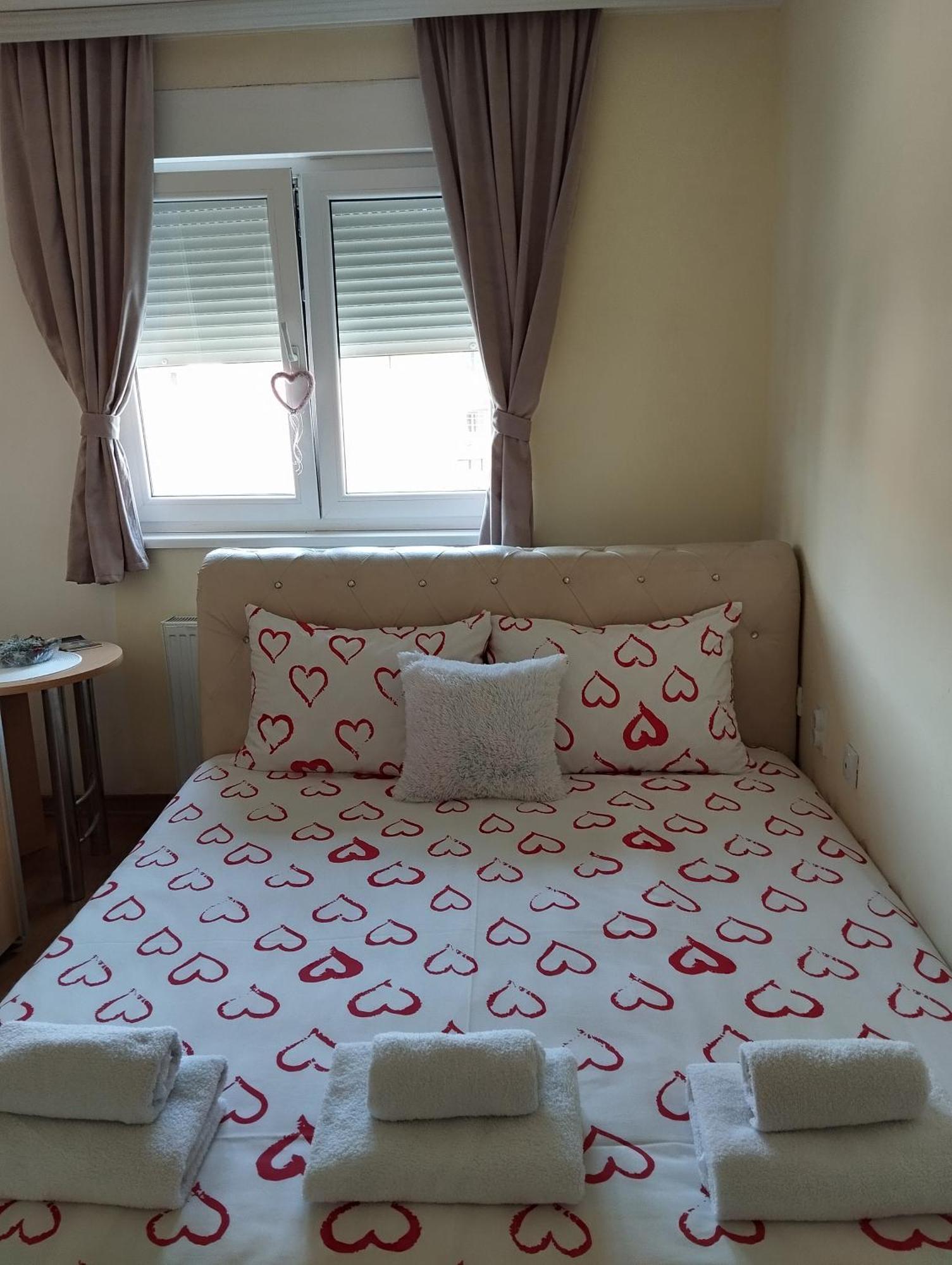 Apartman Mali Raj Vrnjacka Banja Ruang foto